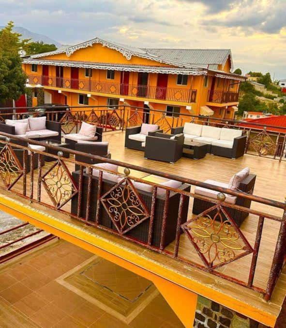 Vivy Hill'S Hotel Porto Príncipe Exterior foto
